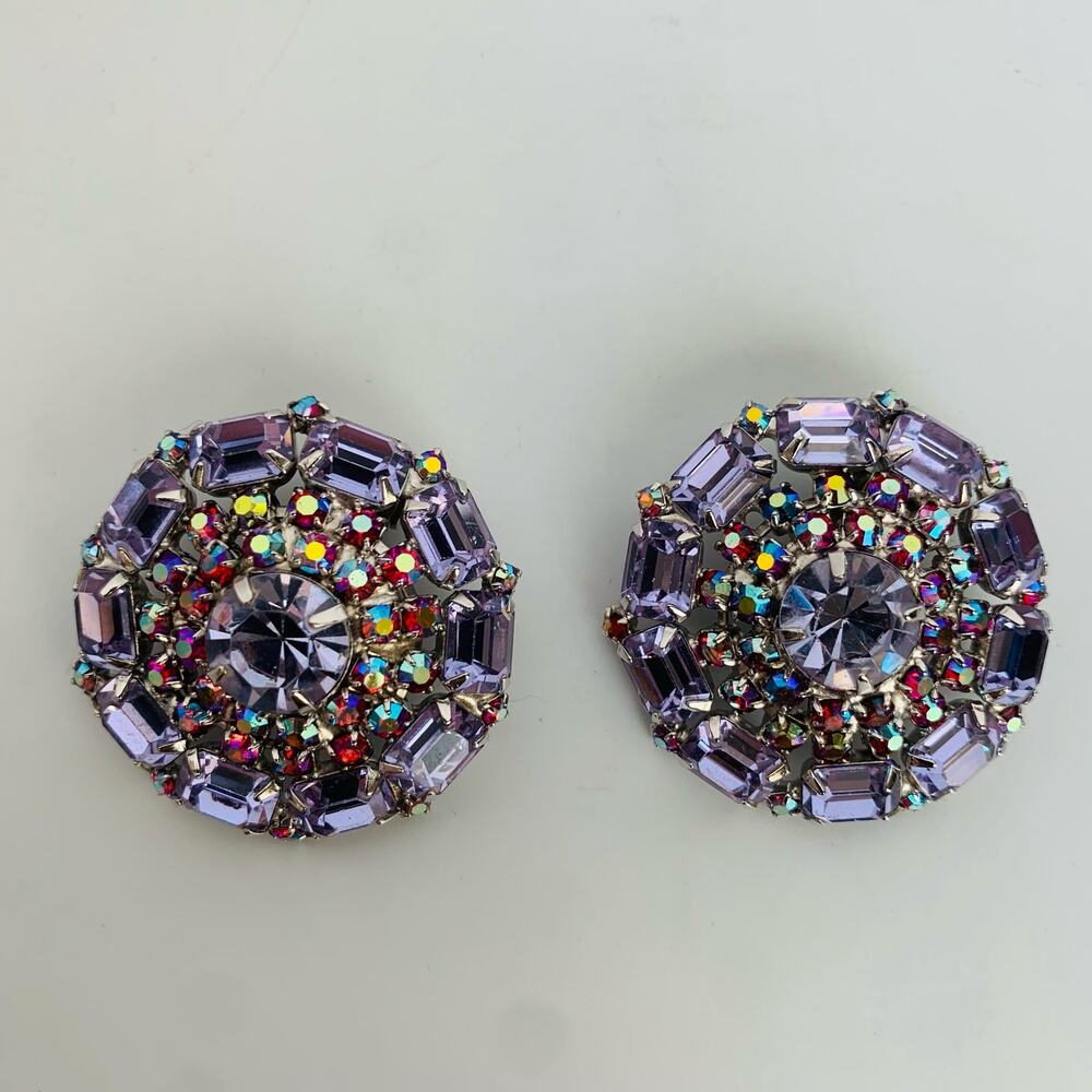Vintage Lavender Purple Aurora Borealis Statement Clip On Round Earrings